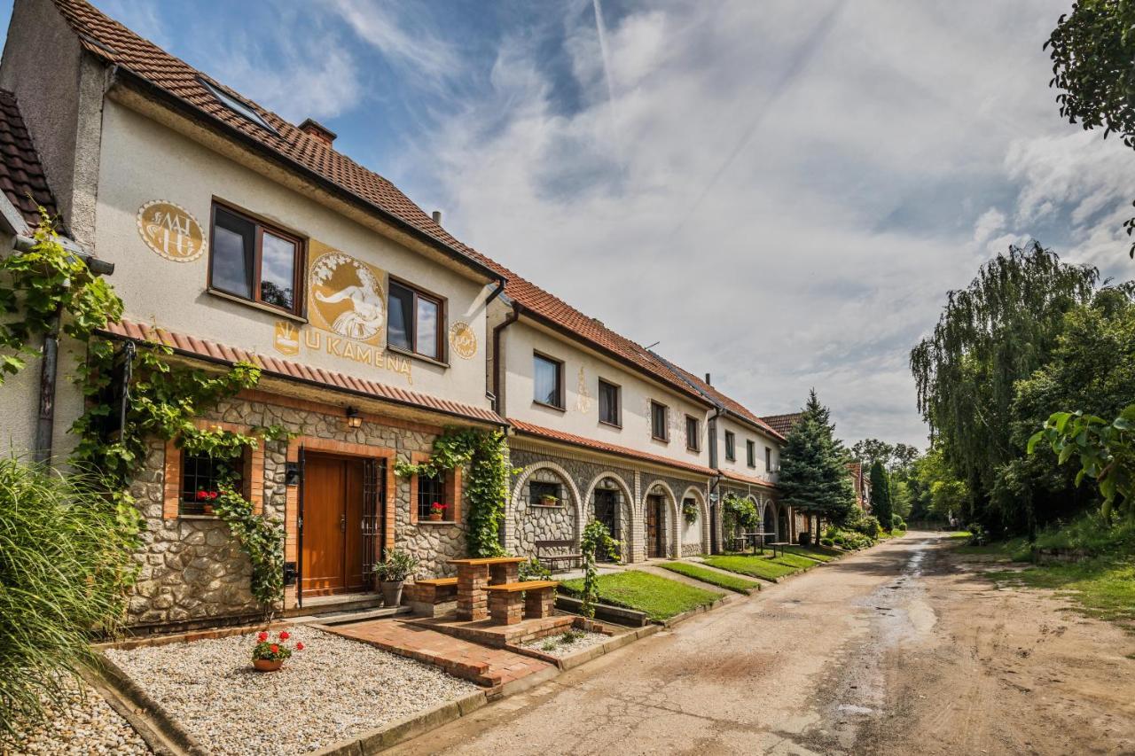 Vinoza - A Vinny Sklep V Moravskem Toskansku Holiday home Hovorany