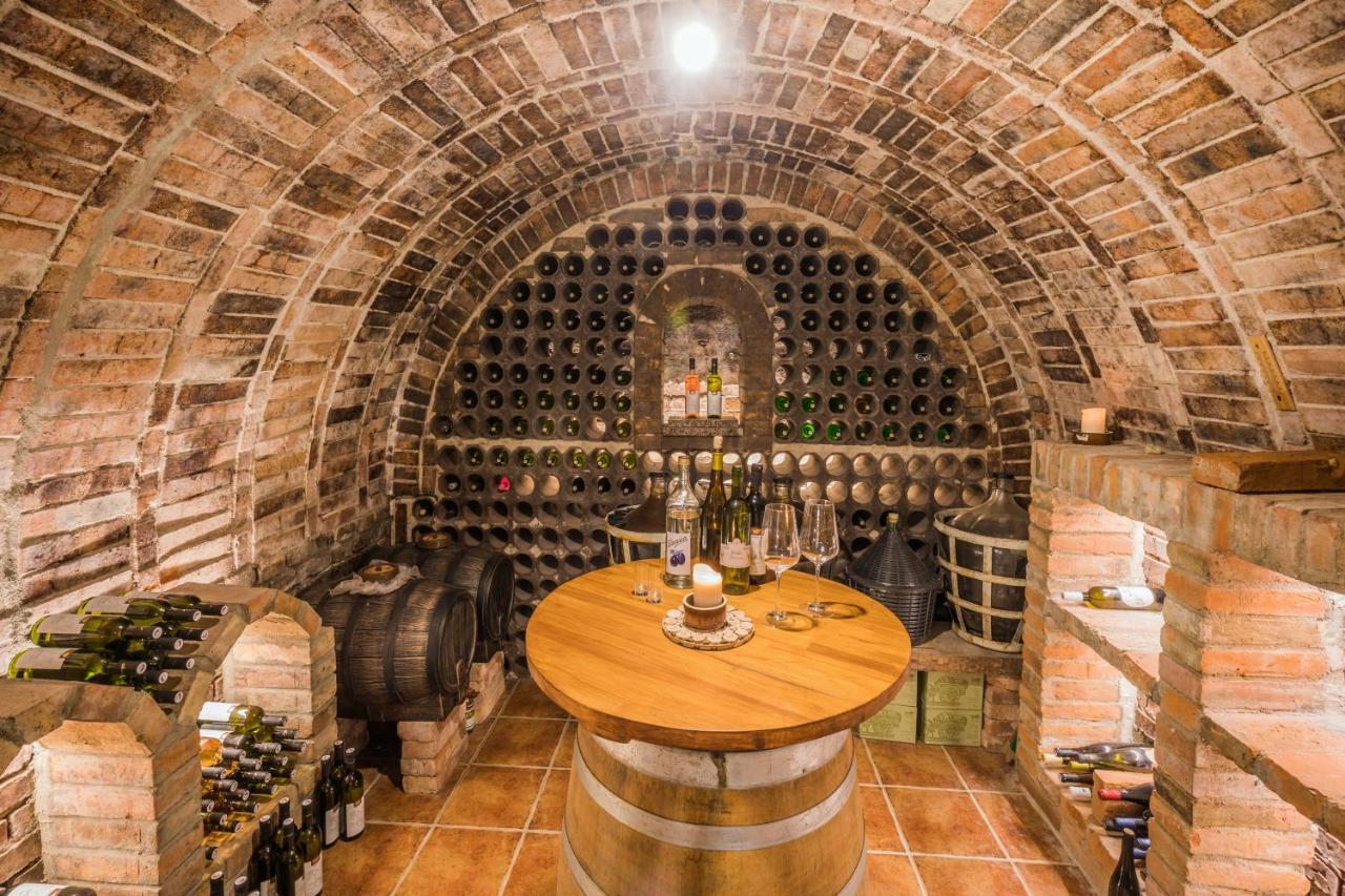 Vinoza - A Vinny Sklep V Moravskem Toskansku Ferienhaus