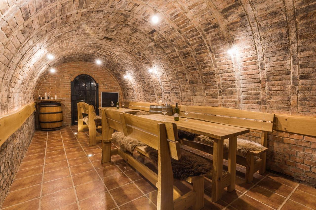Vinoza - A Vinny Sklep V Moravskem Toskansku Holiday home *